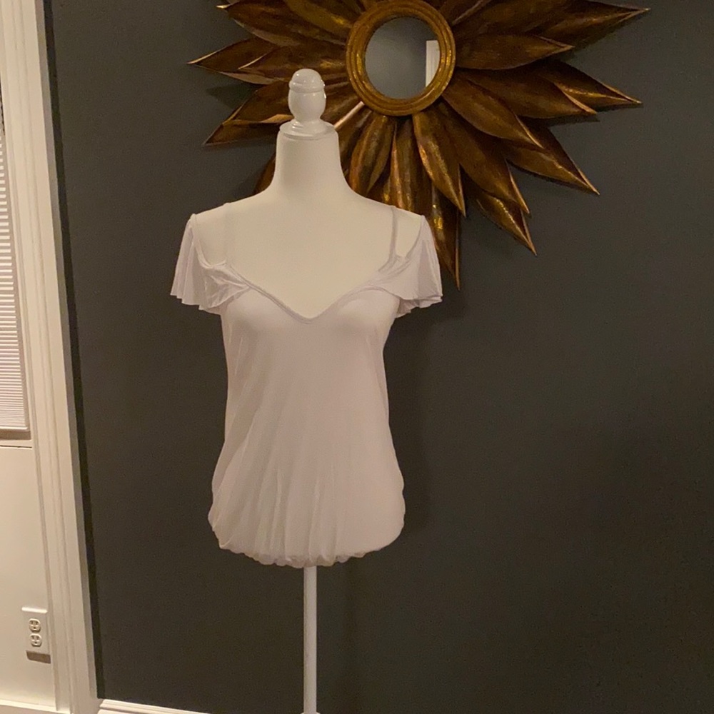 White Short sleeve off the shoulder blouse size, small